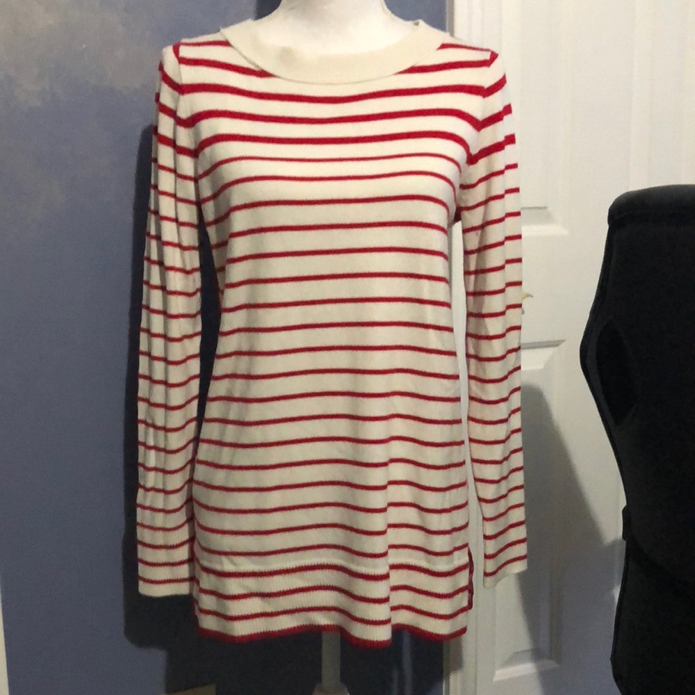 Loft cream/red sweater EUC